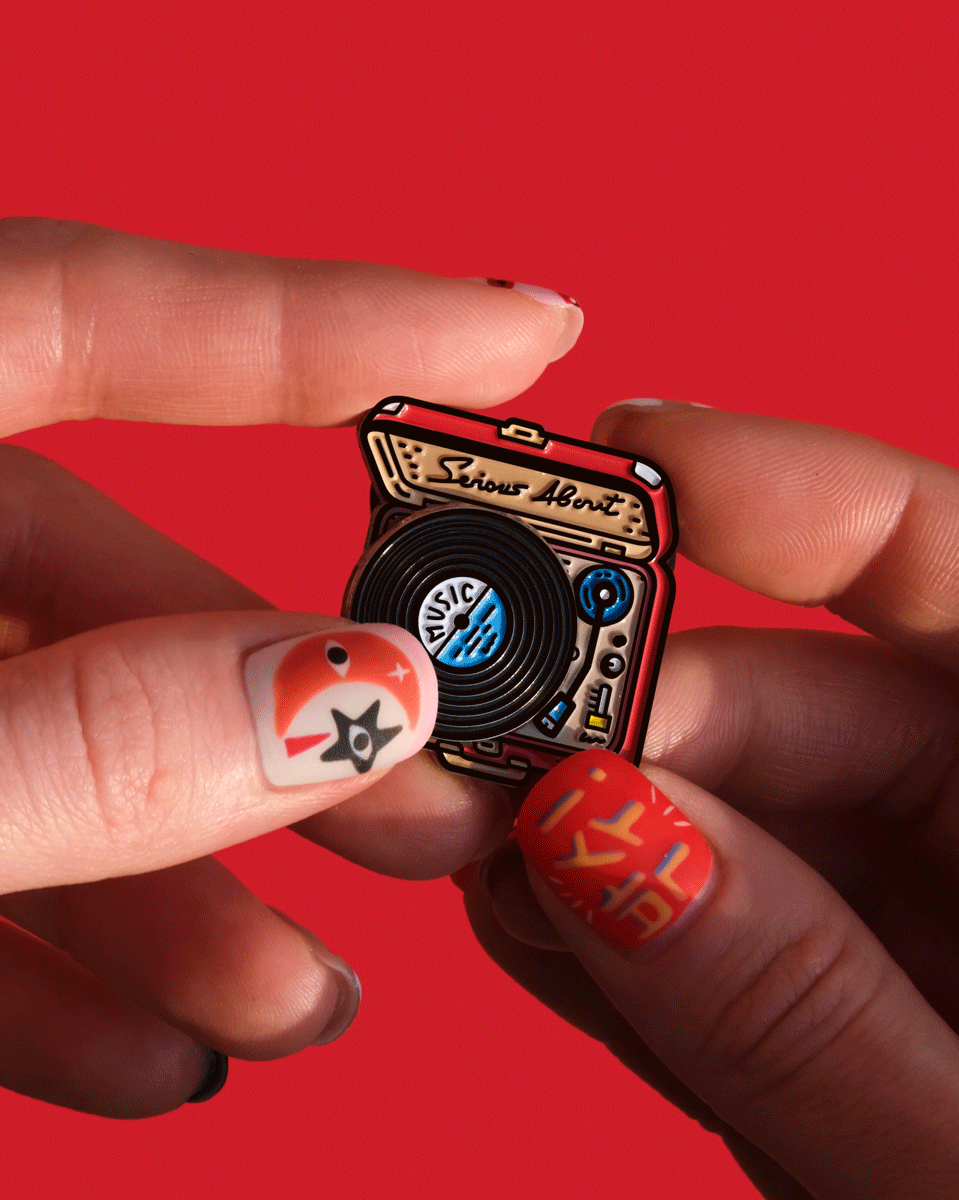 VINYL TURNTABLE, SPINNING ENAMEL PIN