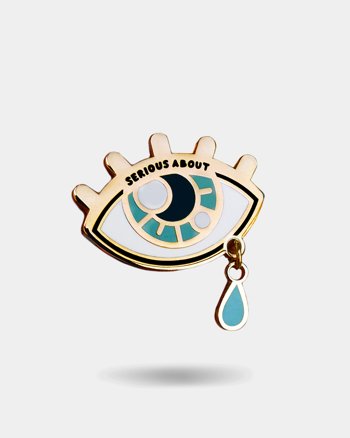 GOLDEN EYE, enamel pin