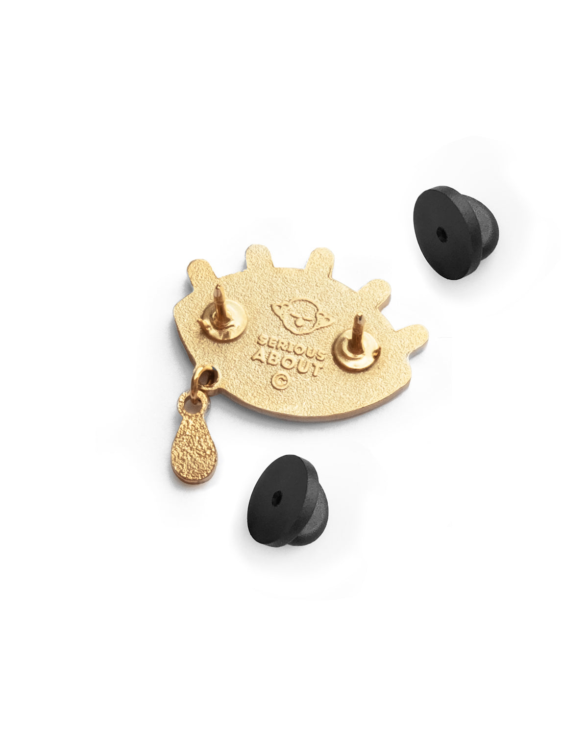 GOLDEN EYE, enamel pin