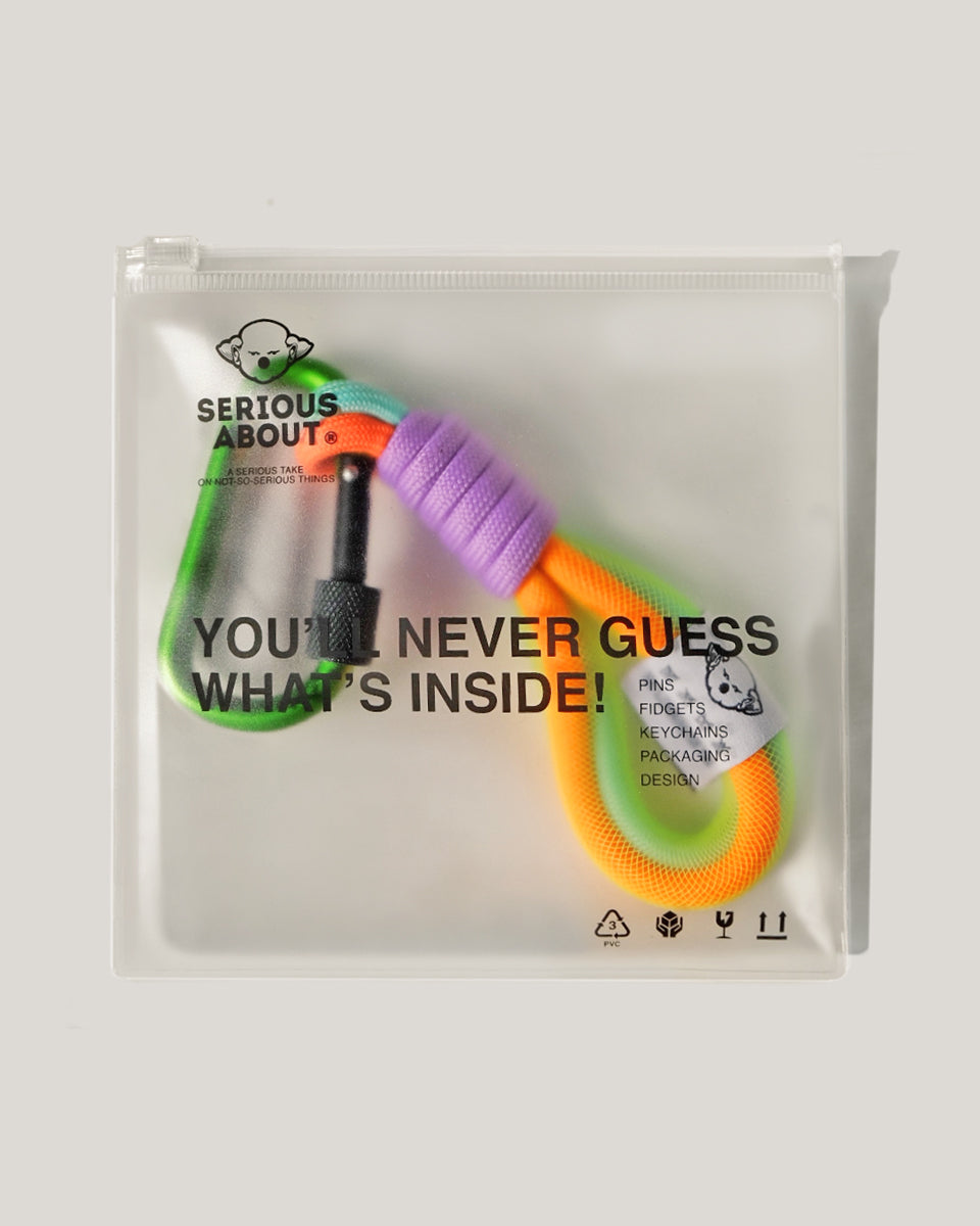 GREEN MULTICOLORED ROPE KEYCHAIN