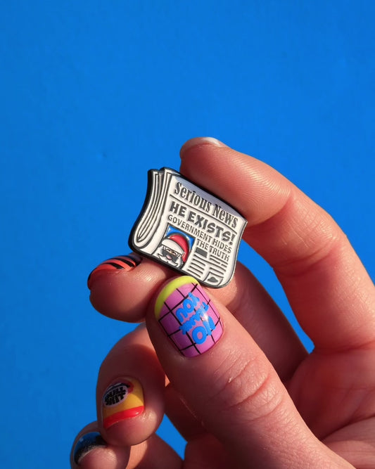 BREAKING NEWSPAPER, ENAMEL PIN