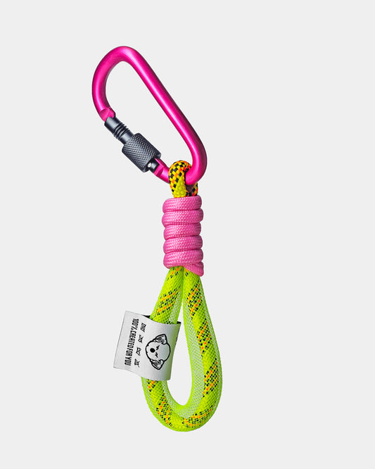 FUCHSIA MULTICOLORED ROPE KEYCHAIN