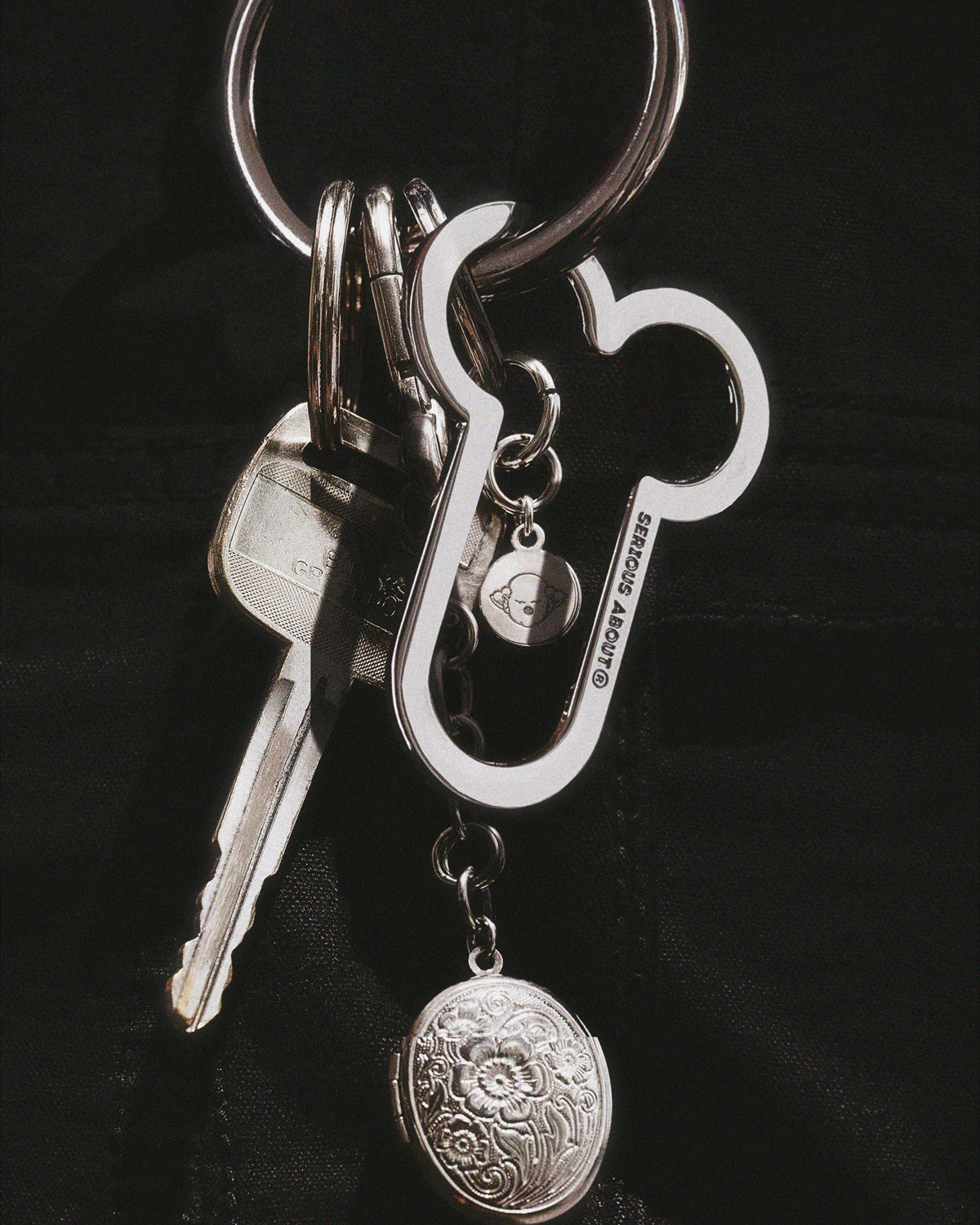 STEEL BILL KEYCHAIN – SERIOUS ABOUT